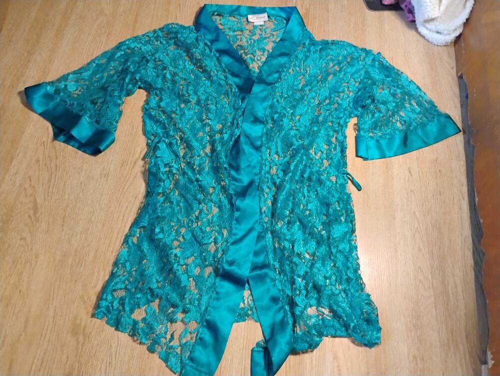 VTG M Petra Emerald Green Illusion Nightgown Negligee Gown Crisis Cross Back